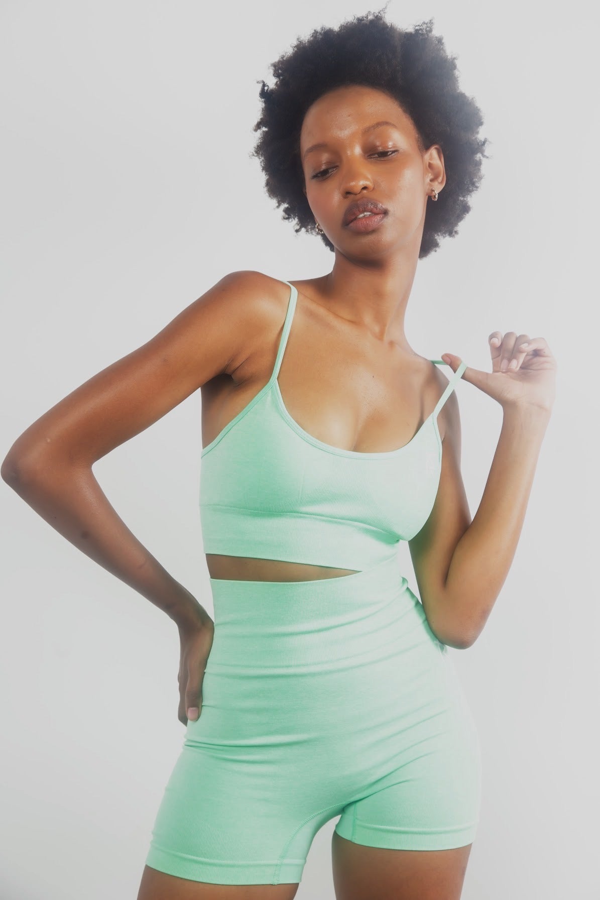 Safiyah Seamless High Waisted Short and Tank Bra Set Short Set in Mint