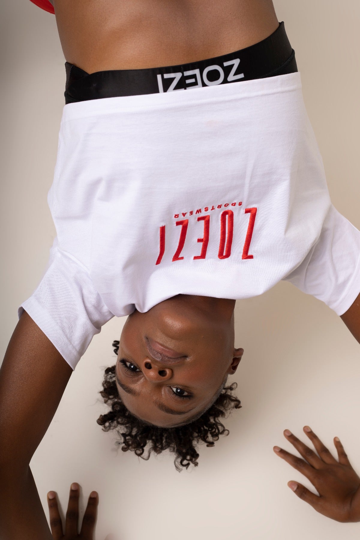 ZOEZI Embroidered Crop Top