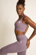 Malaika Ribbed Seamless Sports Bra in Plum